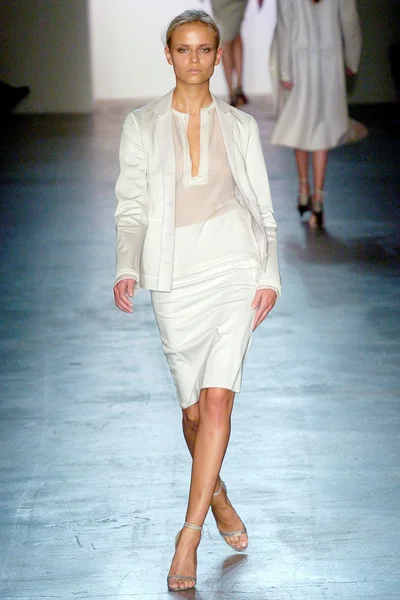 Look 22